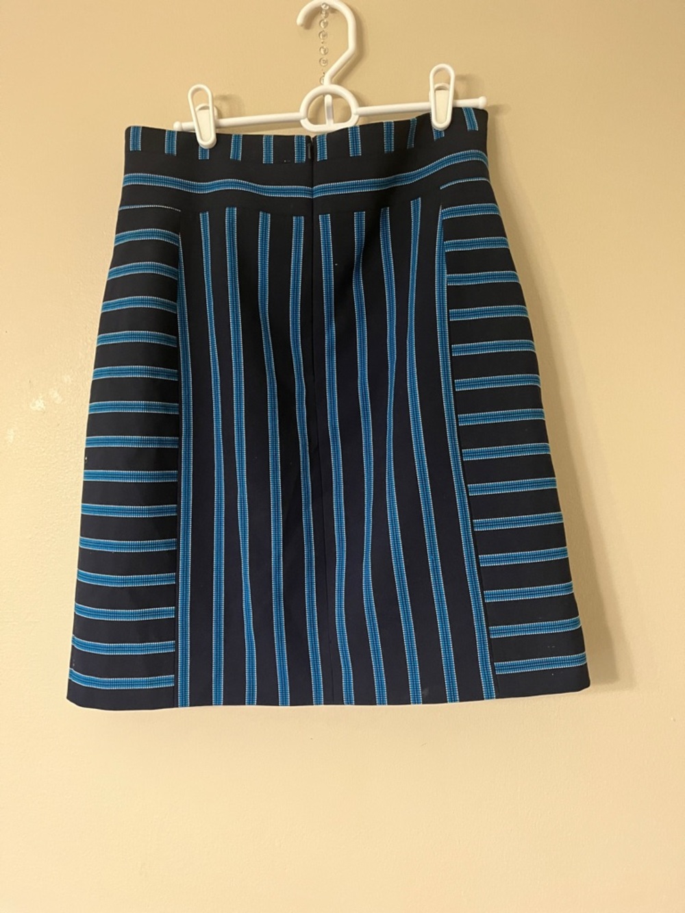 Karen Millen Navy Pencil Skirt with Blue Pinstripes and Tie Waist - Picture 4 of 4